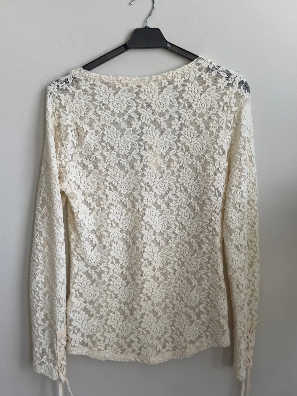 Anthropologie Lace top NWT